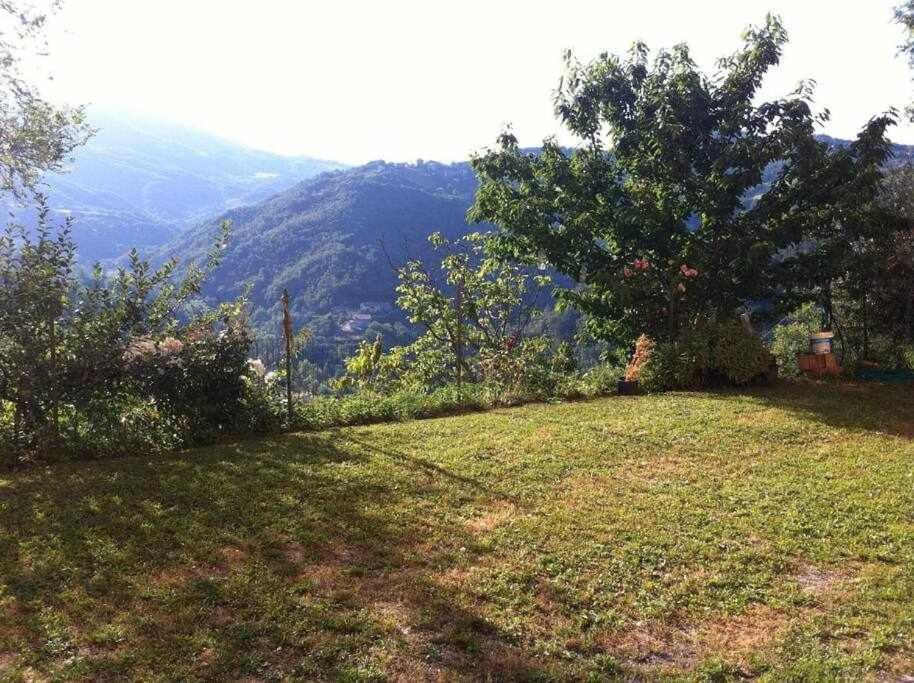 Ospitaci Appartamenti Di Campagna Le Rancole Valtopina Exterior foto